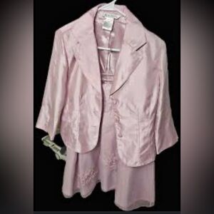 Am selling a plazasouth dress these dresses or expensive